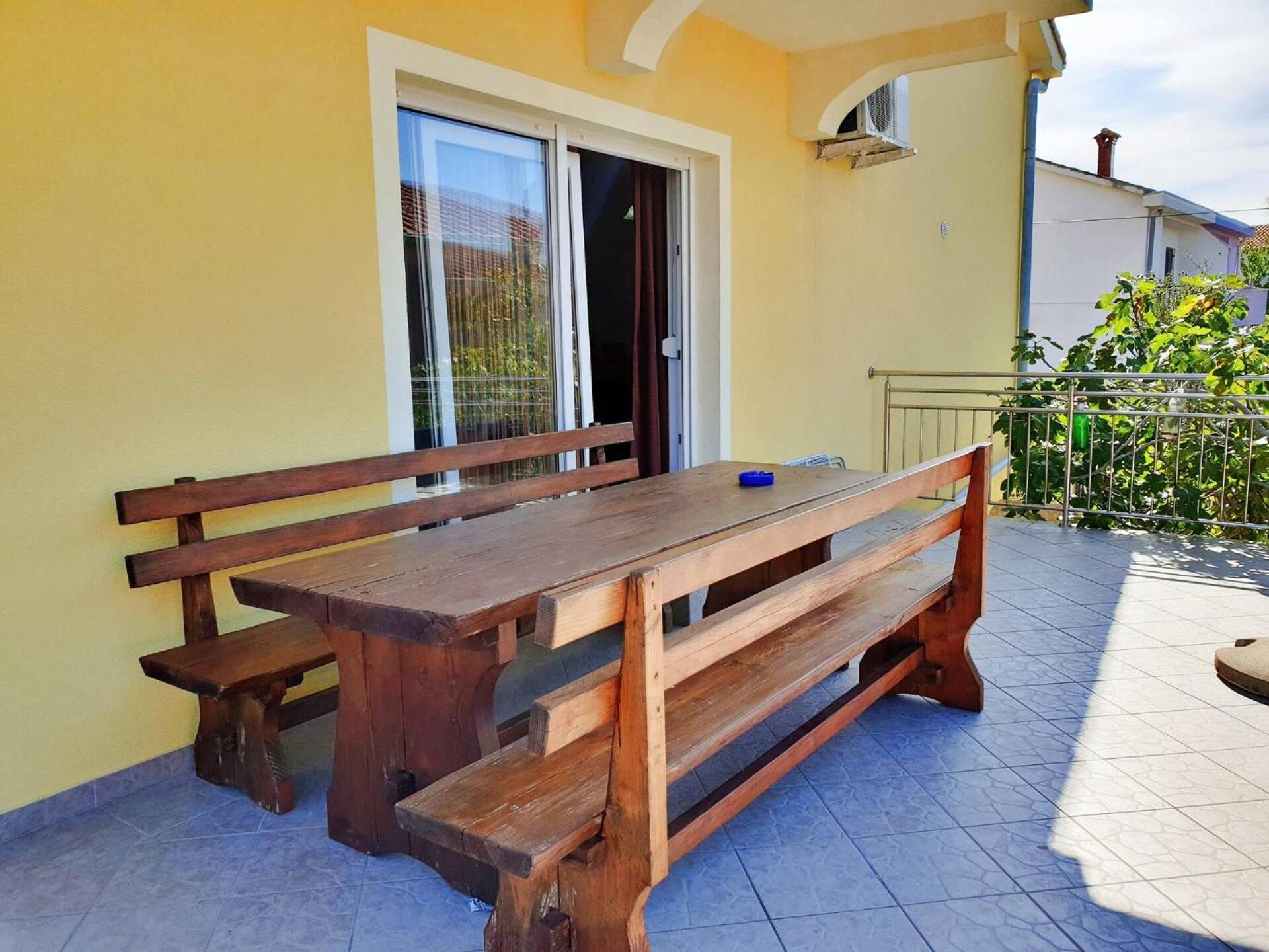Apartments Rea Šilo Екстериор снимка